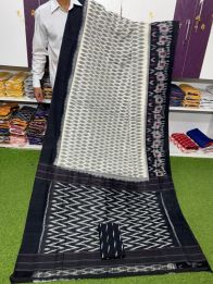 PSRGICTS5A07INCC24- Ikat cotton saree