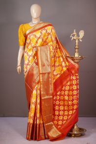 PSHLKBIP5A06DEDC06- Kanchi border Ikat silk saree