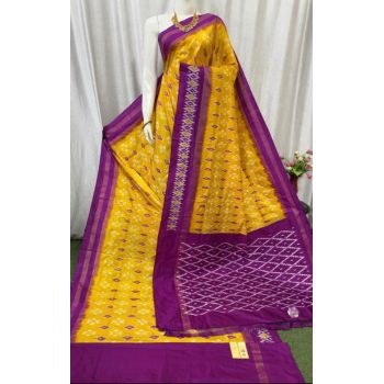 PASKILWS5Y10XEDC53- light weight Ikat silk saree
