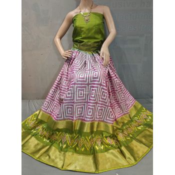 PGMRFSLG5Y18SZCD04- Free Size Ikat Silk Lehenga