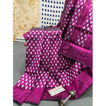 PRMHILWS5Y12XEDD28- light weight Ikat silk saree