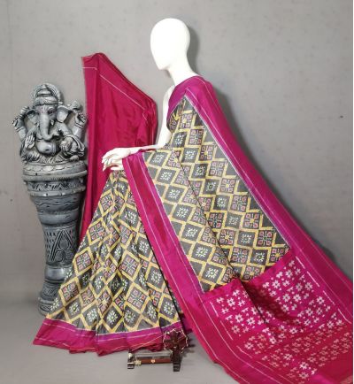 PALUIDSS5A07BSCC17- Ikat silk saree