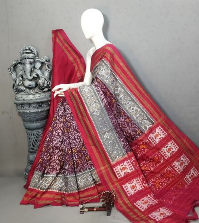 PALUIDSS5Y10BBCD07- Ikat silk saree