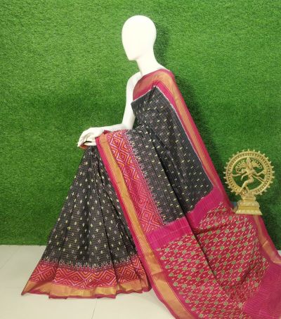 PUSNIDSS5Y09NDCC18- Ikat silk saree