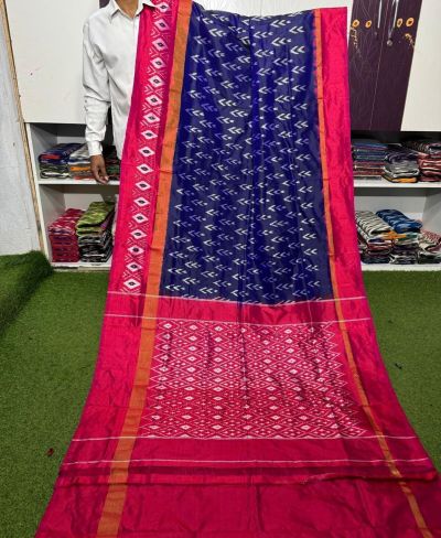 PGMRILWS5A07XZCD28- light weight Ikat silk saree