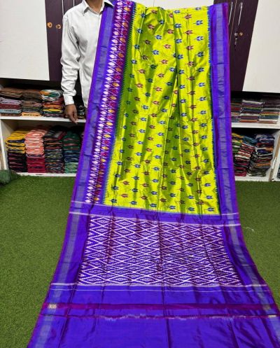 PSRGILWS5Y10XZCC48- light weight Ikat silk saree