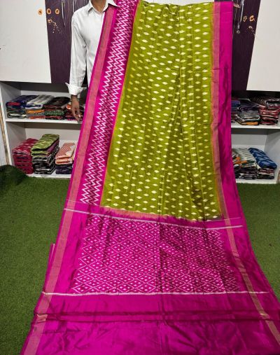 PGMRILWS5A07XZCD05- light weight Ikat silk saree