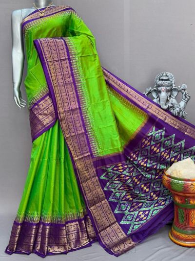 PSNTKBIP5M31CSDD16- Kanchi border Ikat silk saree