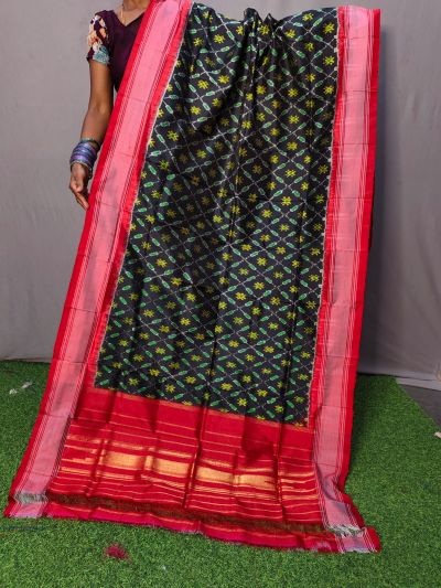 PNIHISDP5A05ZBCD07- Ikat Silk dupatta