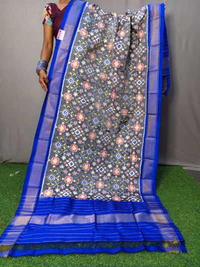 PNIHISDP5A05ZBCD16- Ikat Silk dupatta
