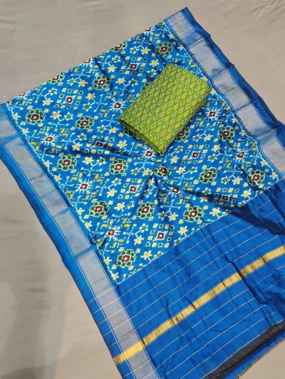 PGMRSDST5A06FSDD50- Ikat Silk dupatta with Ikat sico top