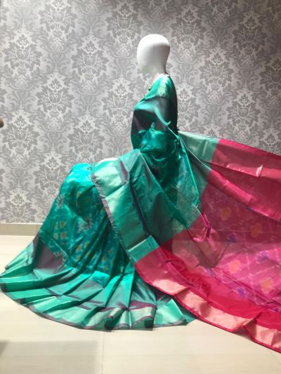 PLXHISSS5A07ITCD20- Ikat soft silk saree