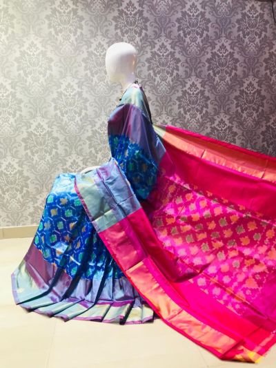 PLXHISSS5A07ITCD22- Ikat soft silk saree
