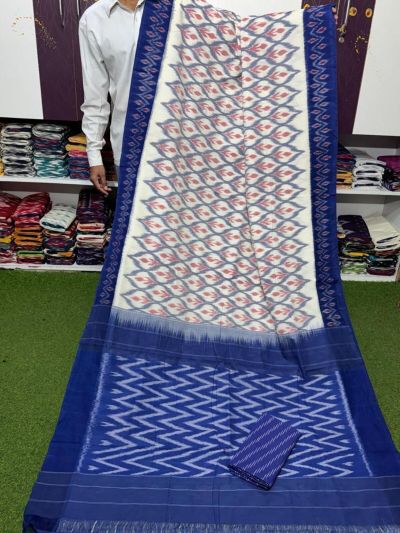 PSRGICTS5A07INCC37- Ikat cotton saree