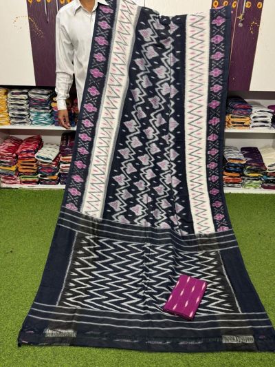 PSRGICTS5A07INCC39- Ikat cotton saree