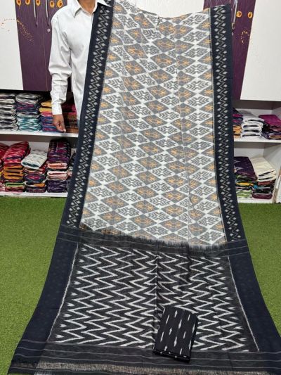 PSRGICTS5A07INCC40- Ikat cotton saree