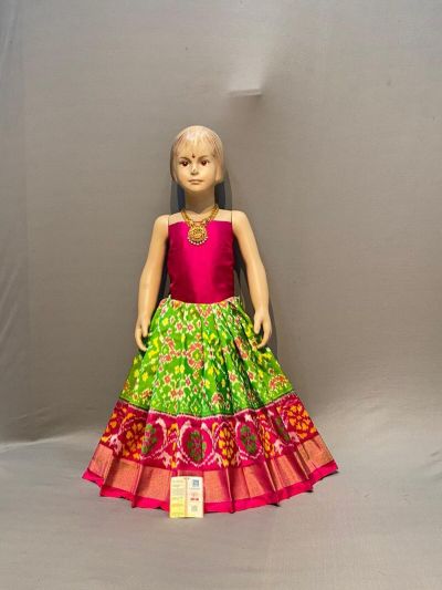 PSSIZSLG5A08IBDC52- Zero Size Ikat Silk Lehenga
