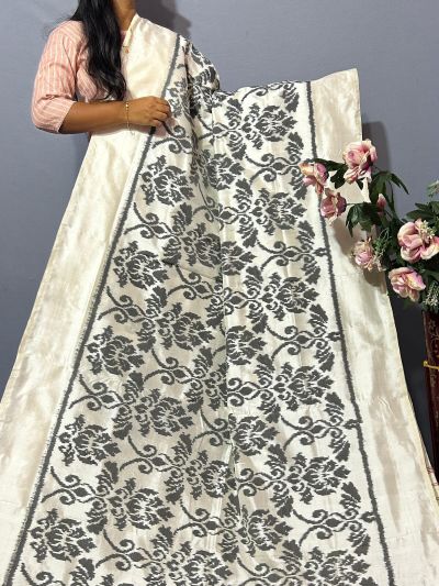 PKISIDSS5A30BECC33- Ikat silk saree