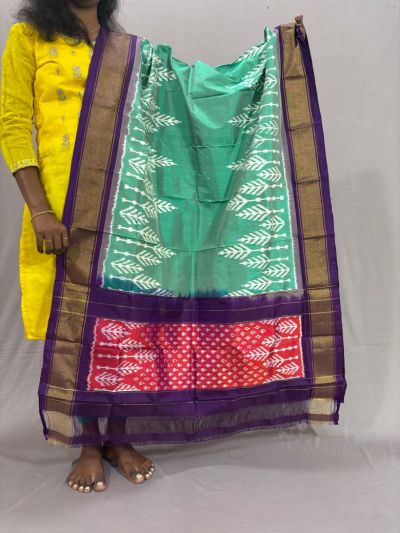 PSSIISDP5Y03ECDC18- Ikat Silk dupatta