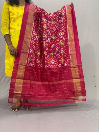 PSSIISDP5Y03ECDC50- Ikat Silk dupatta