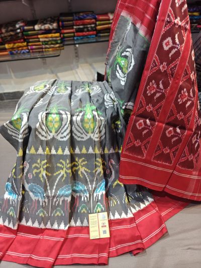 PGMRIDSS5Y02BXCC08- Ikat silk saree