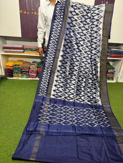 PSRGILWS5Y10XZCC38- light weight Ikat silk saree