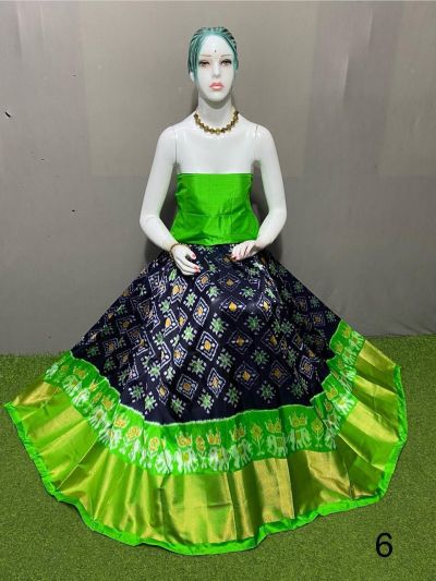PSRGFSLG5Y11SZDC17- Free Size Ikat Silk Lehenga