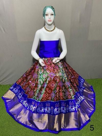 PSRGFSLG5Y11SZDC23- Free Size Ikat Silk Lehenga