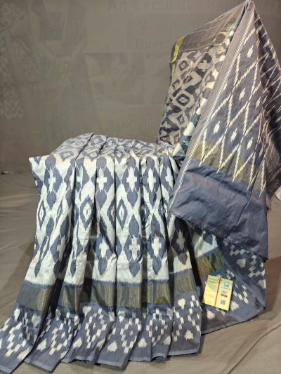 PGMRILWS5N04XEDC47- light weight Ikat silk saree