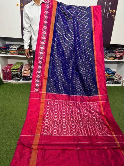 PGMRILWS5A07XZCD27- light weight Ikat silk saree