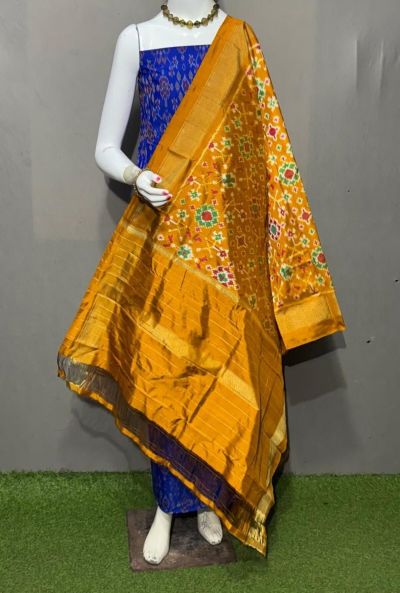 PSRGSDST5A06FFCD08- Ikat Silk dupatta with Ikat sico top