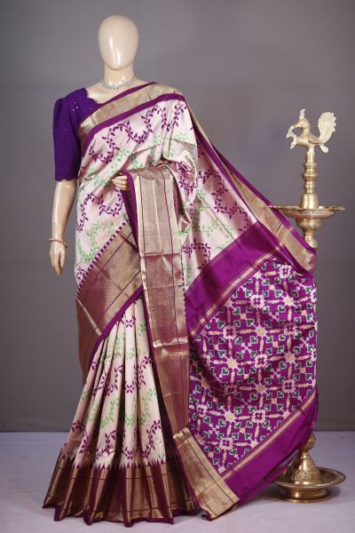 PSHLKBIP5A06DEDC32- Kanchi border Ikat silk saree