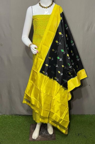 PSRGSDST5A06FFCD25- Ikat Silk dupatta with Ikat sico top