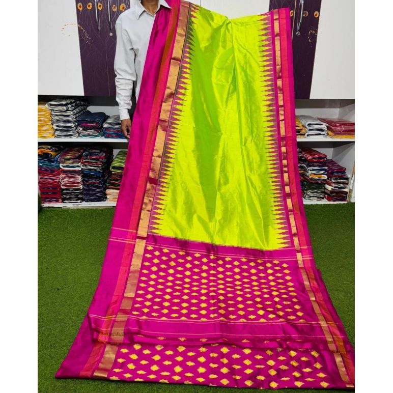 PSRGILWS5A06XZCD04- light weight Ikat silk saree