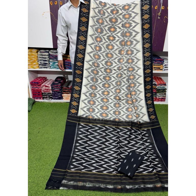 PSRGICTS5A07INCC12- Ikat cotton saree