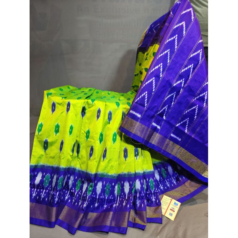 PGMRILWS5Y03XECD41- light weight Ikat silk saree