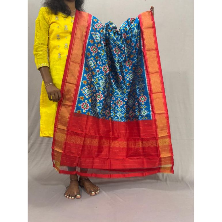 PSSIISDP5Y03ECDC15- Ikat Silk dupatta