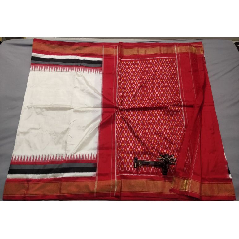 PALUIDSS5Y06BSCD09- Ikat silk saree