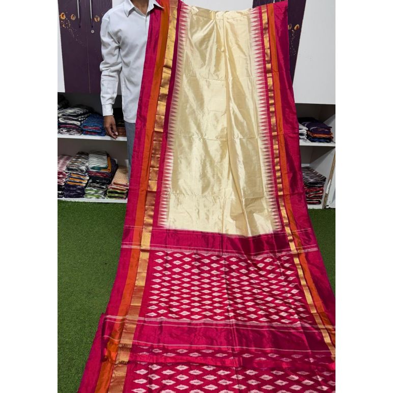 PSRGILWS5Y06XZDC19- light weight Ikat silk saree