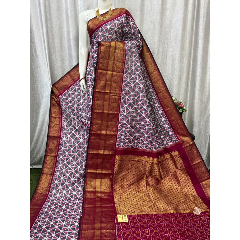PASKKBRS5Y12FSDC10- Kanchi border Ikat silk saree