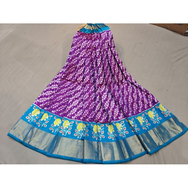 PGMRFSLG5Y18SZCD29- Free Size Ikat Silk Lehenga
