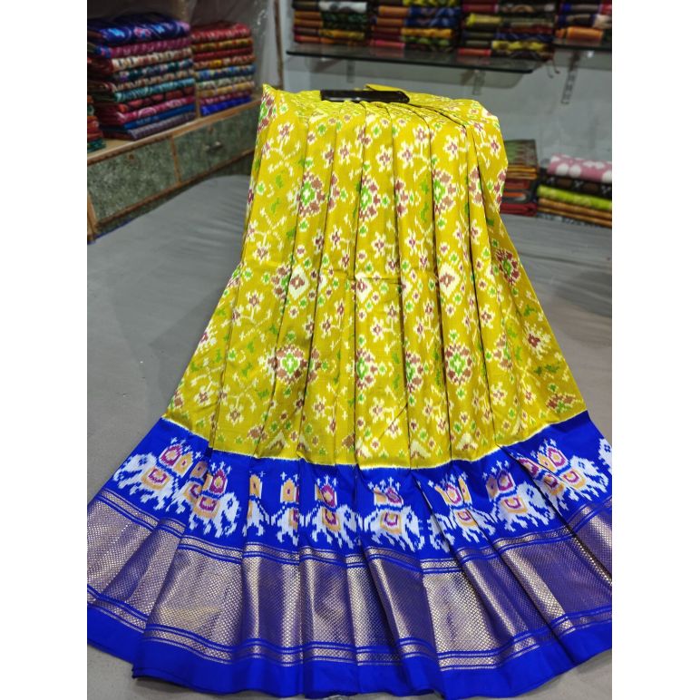 PGMRFSLG5Y18SZCD53- Free Size Ikat Silk Lehenga