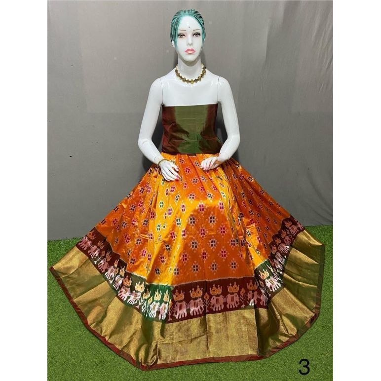 PSRGFSLG5Y11SZDC04- Free Size Ikat Silk Lehenga