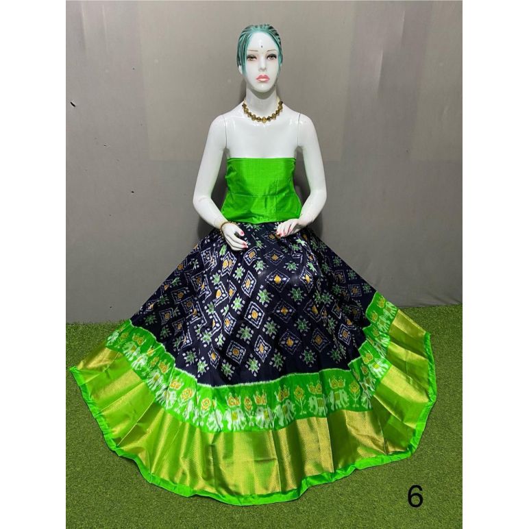 PSRGFSLG5Y11SZDC17- Free Size Ikat Silk Lehenga