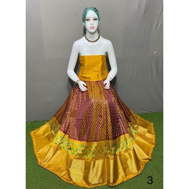 PSRGFSLG5Y11SZDC28- Free Size Ikat Silk Lehenga