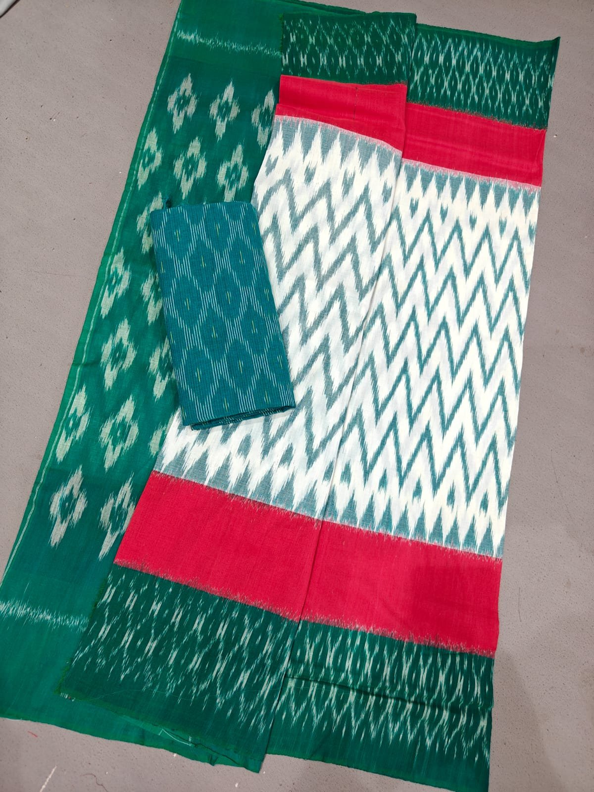 Cotton Saree - PGMRL11-ICTSCZDDC-25