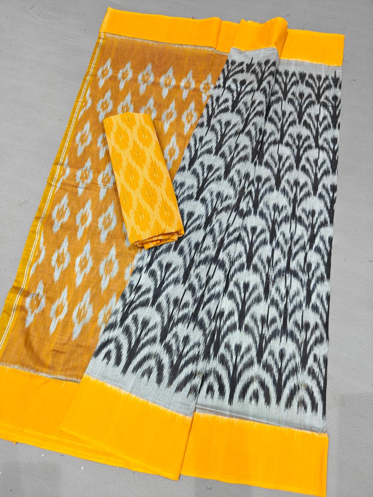 Cotton Saree - PGMRL11-ICTSCZDDC-42