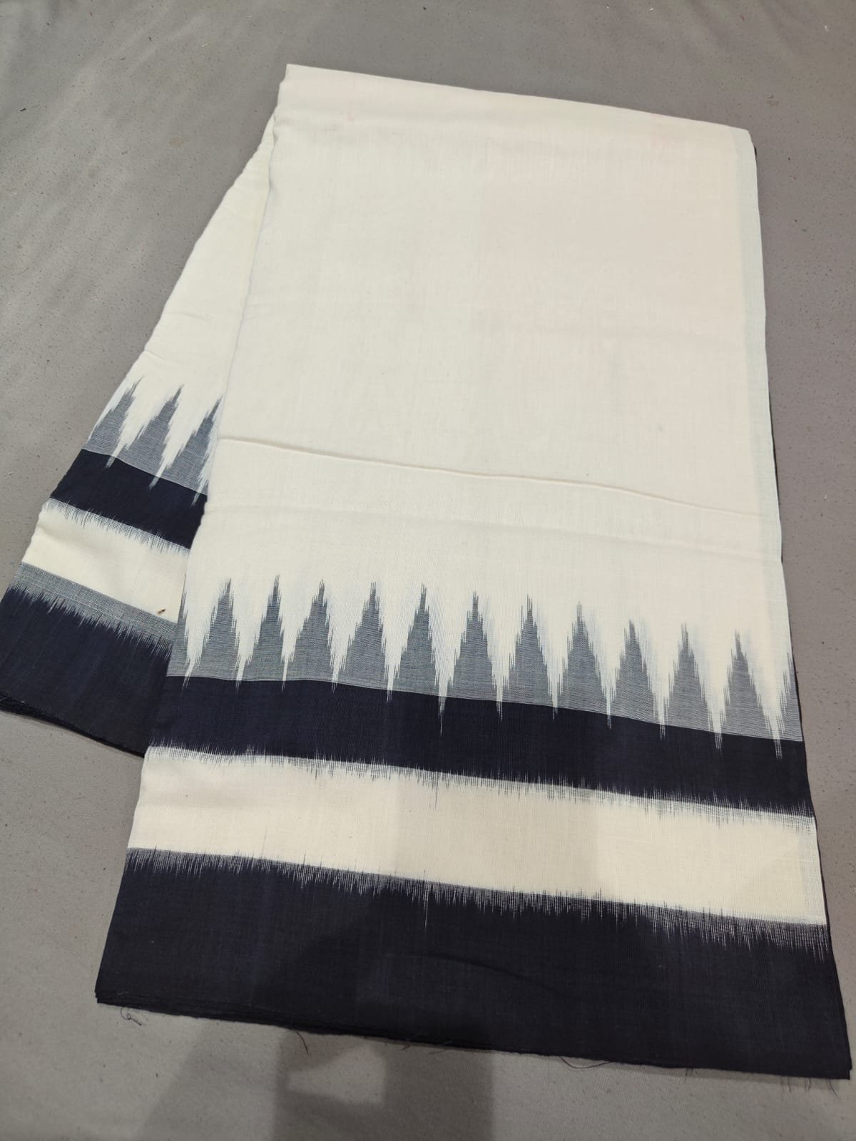 Cotton Saree - PGMRL28-ICTSCZDDC-13