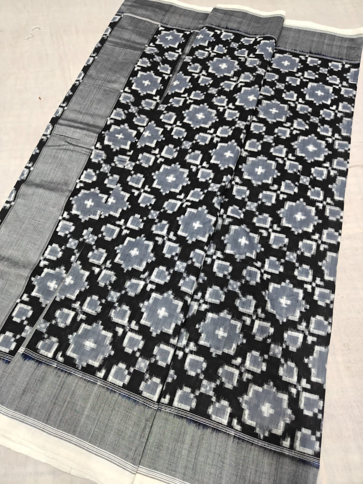 Cotton Saree - PGMRN16-DICSCSBDC-04