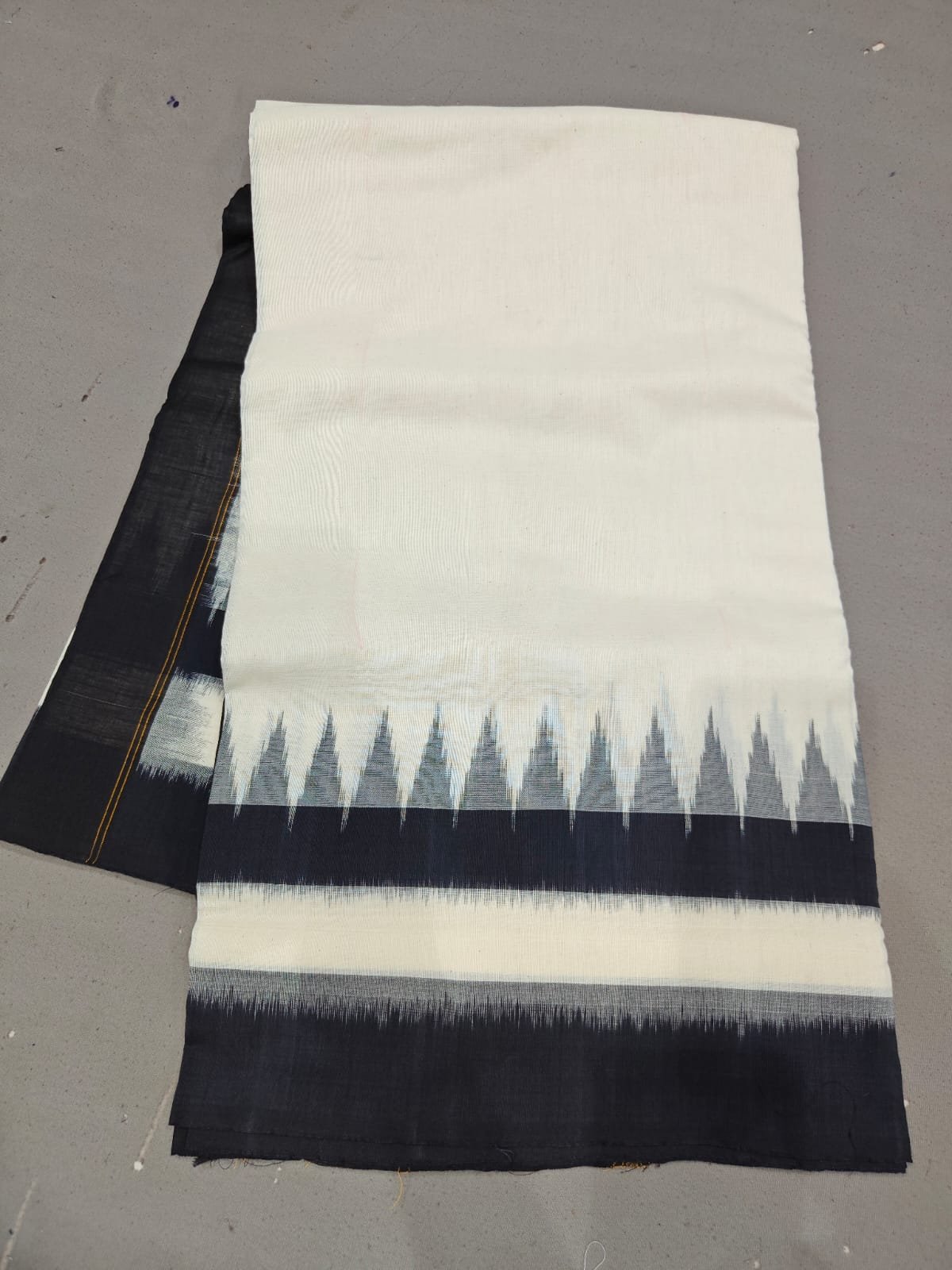 Cotton Saree - PGMRN29-ICTSCZCDC-31
